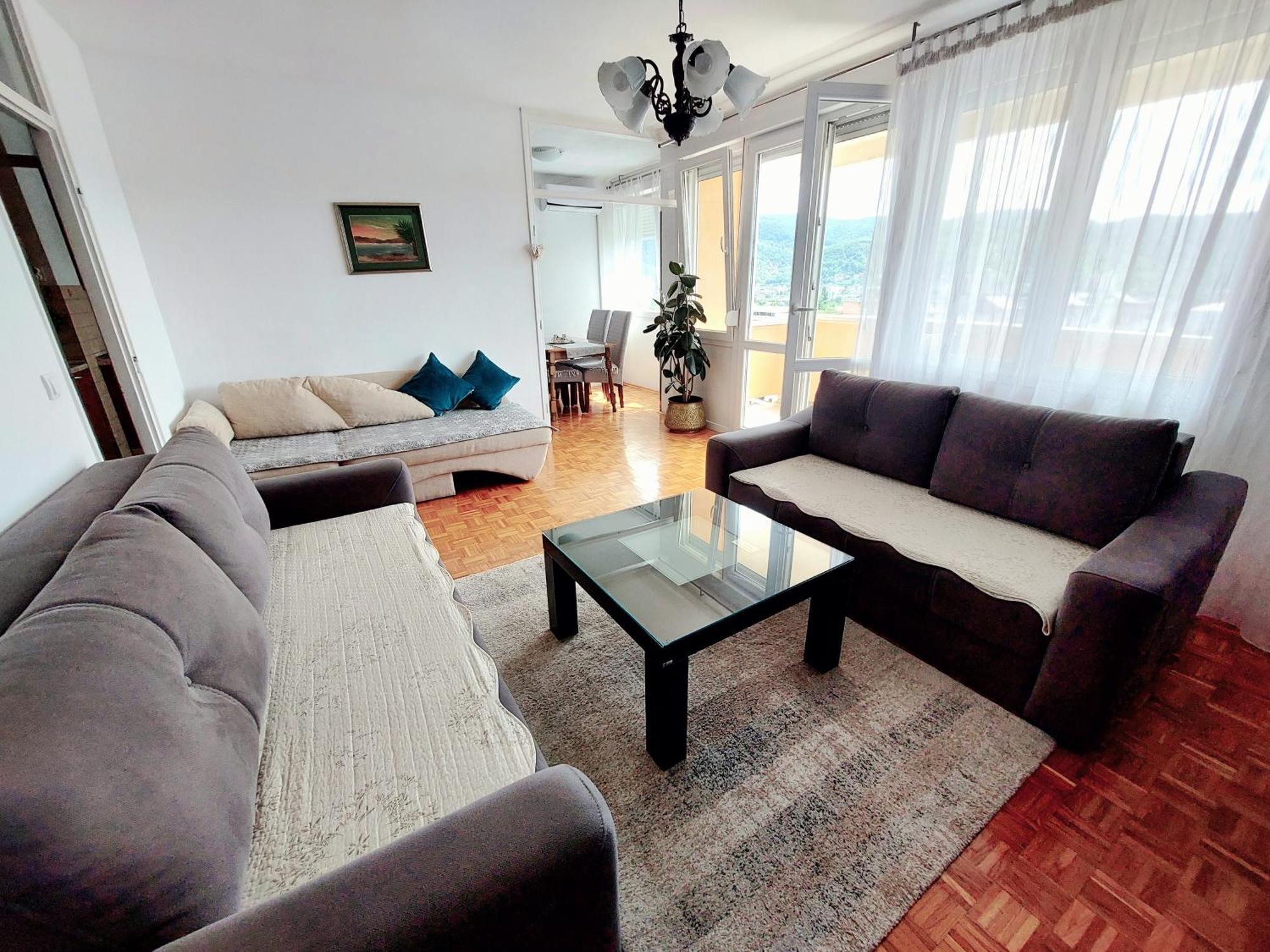 Apartman Maja Баня Лука Екстериор снимка